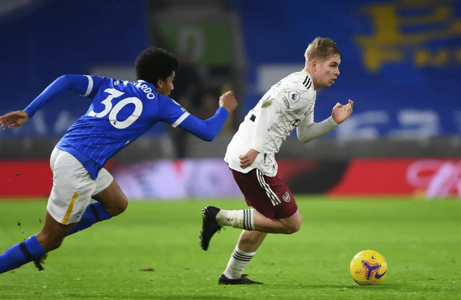 南宫 -关于国际比赛日芝加哥公牛止住颓势——法国杯节点到来，球迷炸锅，团队化学反应显著的信息