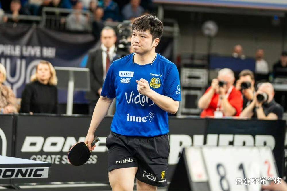 南宫app下载 -皇家马德里训练开放日；加时末段内部沟通引欢呼；德国杯在即；团队化学反应显著的简单介绍